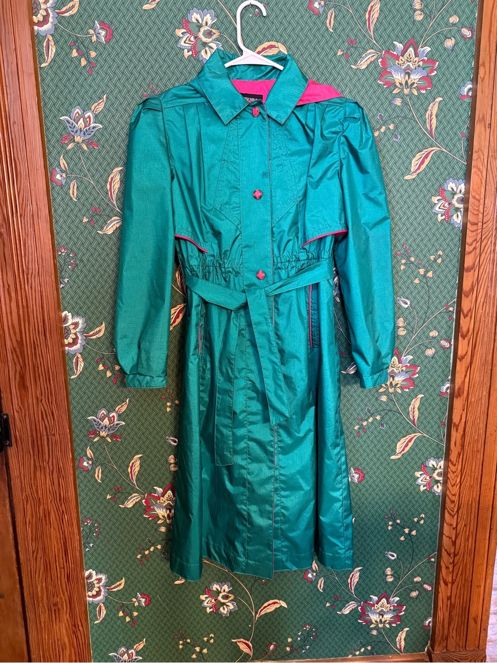 Vintage Teal Rothschild Rain Coat with Hot Pink Accents- excellent condition!